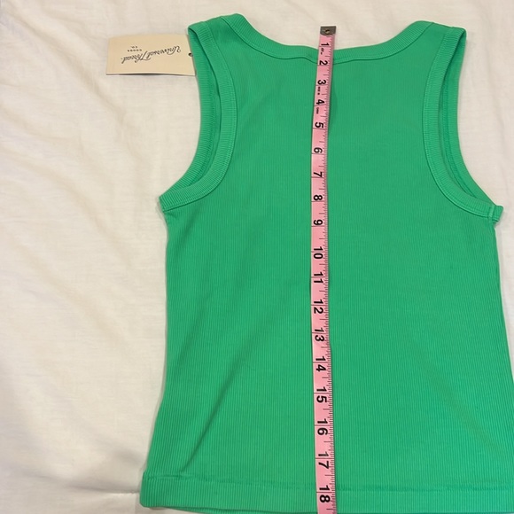 NWT bundle of 2 Small green tops. Bright green Tank top and lime green b… - Picture 4 of 6